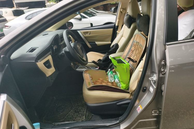 Used Toyota Corolla 2017 1.6L CVT GL Left Front Seat