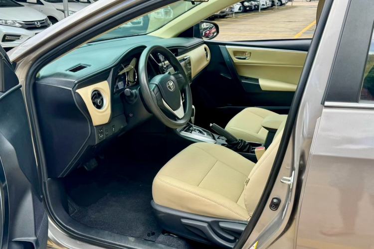 Used Toyota Corolla 2017 Revised Version 1.2T S-CVT GL Left Front Seat