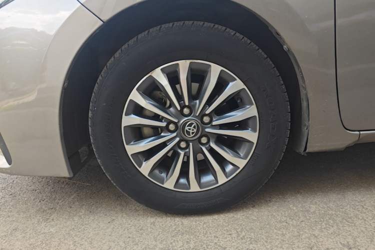 Used Toyota Corolla 2017 Revised Version 1.2T S-CVT GL-i Left Front Wheel Hub
