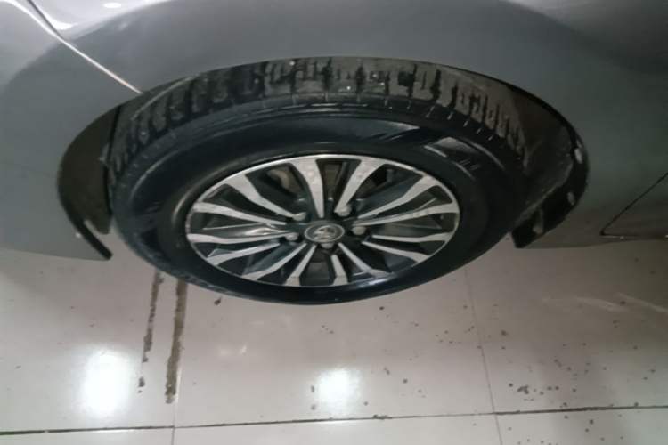 Used Toyota Corolla 2017 Revised Version 1.2T S-CVT GL-i Left Front Wheel Hub