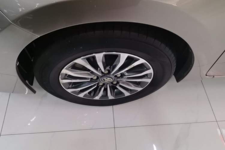 Used Toyota Corolla 2017 Revised Version 1.2T S-CVT GL-i Left Front Wheel Hub