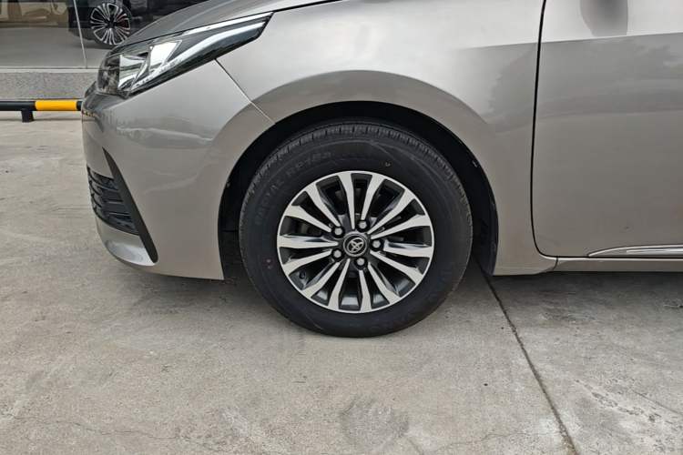 Used Toyota Corolla 2017 Revised Version 1.2T S-CVT GL-i Left Front Wheel Hub