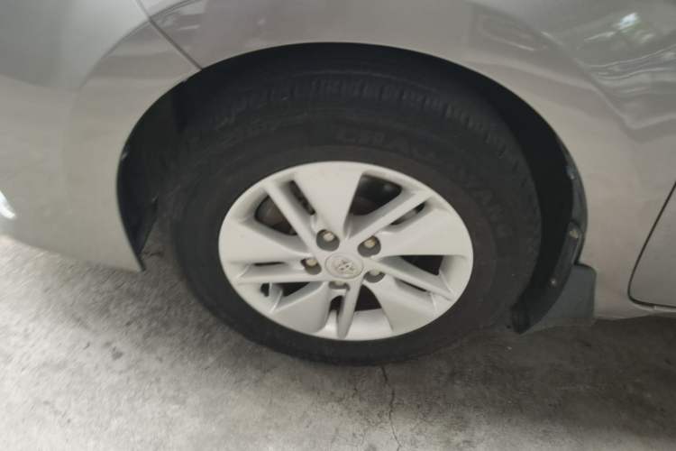 Used Toyota Corolla 2017 Revised Version 1.6L S-CVT GL Left Front Wheel Hub