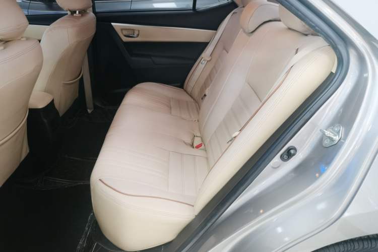 Used Toyota Corolla 2017 Revised Version 1.2T S-CVT GL Left Rear Seat