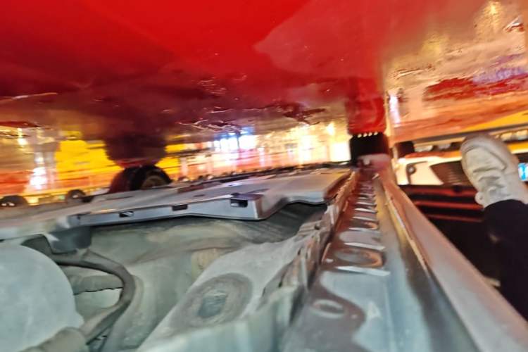 Used Toyota Corolla 2017 Revised Dual-Engine 1.8L E-CVT Elite Edition Left Side Sill