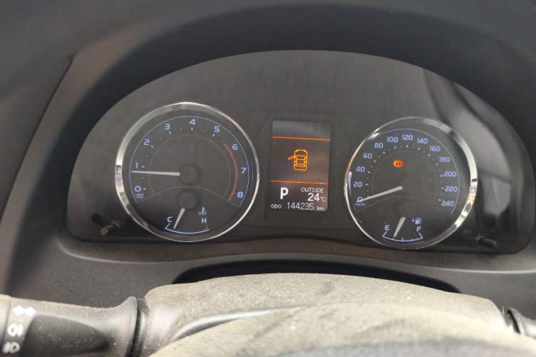 Used Toyota Corolla 2017 Revised Version 1.2T S-CVT GL-i Odometer Close Up
