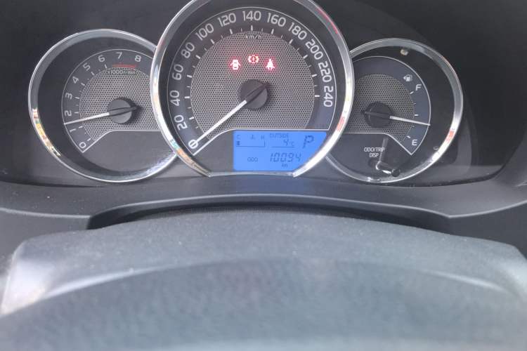 Used Toyota Corolla 2017 Revised Version 1.6L S-CVT GL Odometer Close Up