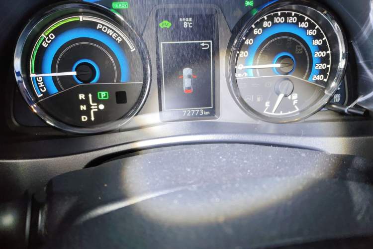 Used Toyota Corolla 2017 Revised Dual-Engine 1.8L E-CVT Elite Edition Odometer Close Up