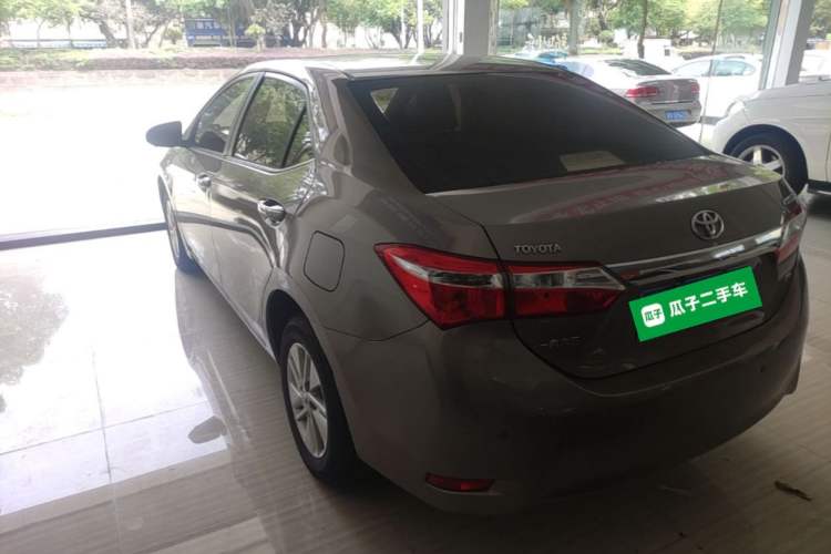 Used Toyota Corolla 2017 1.6L CVT GL Rear Left 45 Deg