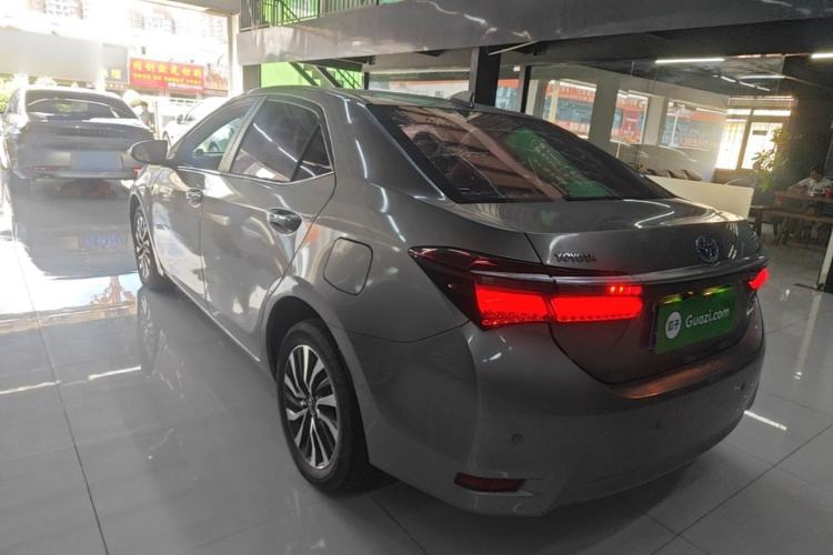 Used Toyota Corolla 2017 Revised Dual-Engine 1.8L E-CVT Leading Edition Rear Left 45 Deg