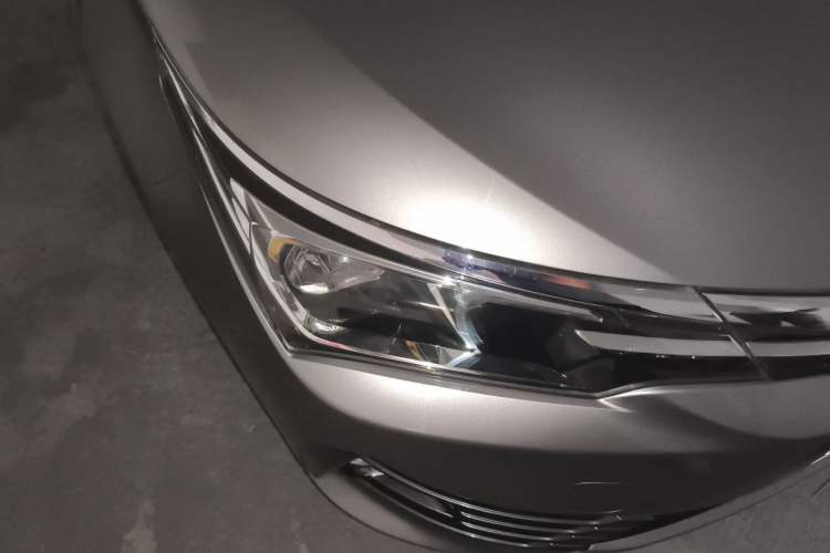 Used Toyota Corolla 2017 Revised Version 1.2T S-CVT GL-i Right Front Headlight