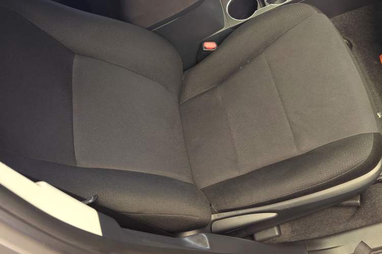 Used Toyota Corolla 2017 1.2T CVT GL Right Front Seat