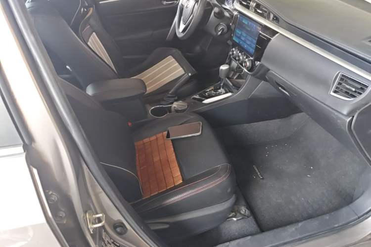 Used Toyota Corolla 2017 Revised Version 1.6L S-CVT GL Right Front Seat