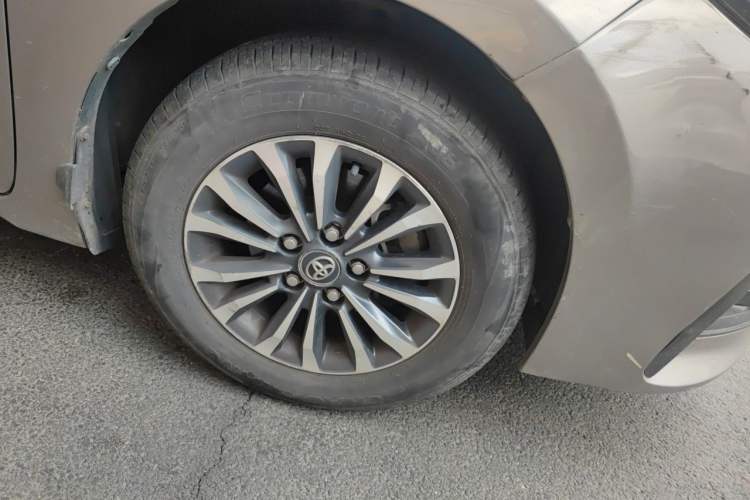 Used Toyota Corolla 2017 Revised Version 1.2T S-CVT GL Right Front Wheel Hub