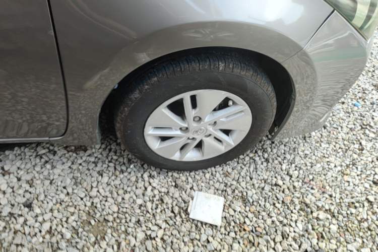 Used Toyota Corolla 2017 1.2T CVT GL Right Front Wheel Hub