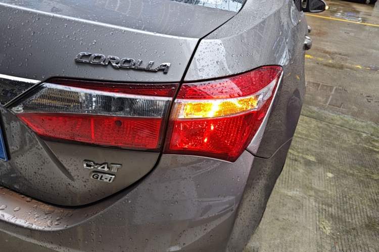 Used Toyota Corolla 2017 Revised Version 1.2T S-CVT GL-i Right Rear Taillight