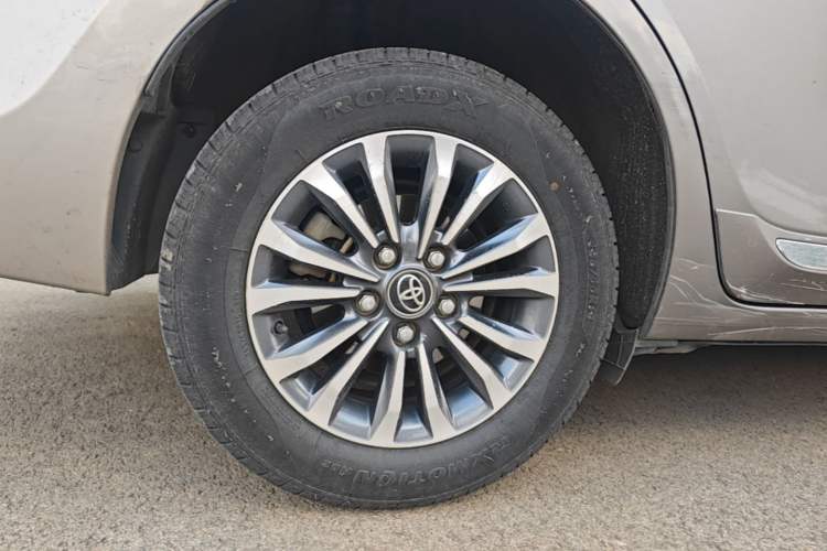 Used Toyota Corolla 2017 Revised Version 1.2T S-CVT GL-i Right Rear Wheel Hub
