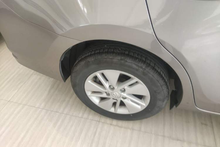 Used Toyota Corolla 2017 1.6L CVT GL Right Rear Wheel Hub