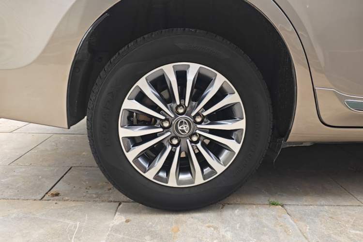 Used Toyota Corolla 2017 Revised Version 1.2T S-CVT GL-i Right Rear Wheel Hub