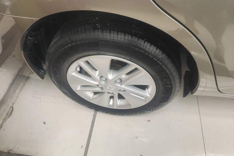 Used Toyota Corolla 2017 1.2T CVT GL Right Rear Wheel Hub