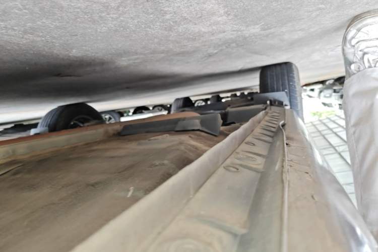 Used Toyota Corolla 2017 Revised Version 1.2T S-CVT GL Right Side Sill