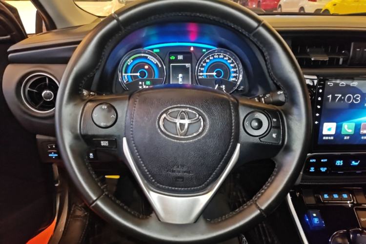 Used Toyota Corolla 2017 Revised Dual-Engine 1.8L E-CVT Elite Edition Steering Wheel