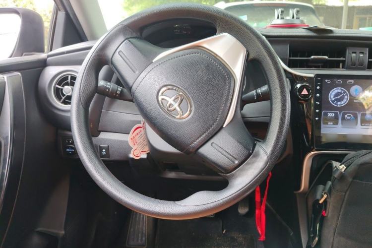 Used Toyota Corolla 2017 Revised Version 1.2T S-CVT GL Steering Wheel