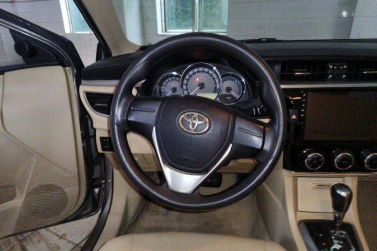 Used Toyota Corolla 2017 1.6L CVT GL Steering Wheel