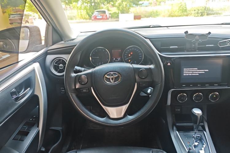 Used Toyota Corolla 2017 Revised Version 1.2T S-CVT GL-i Steering Wheel