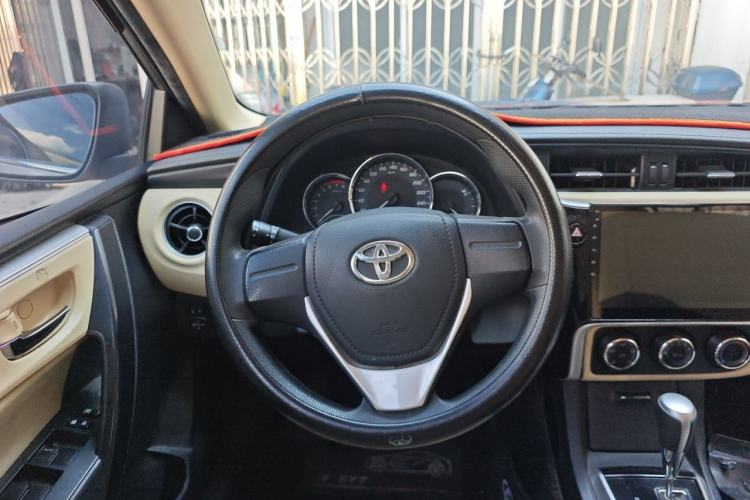 Used Toyota Corolla 2017 Revised Version 1.2T S-CVT GL Steering Wheel
