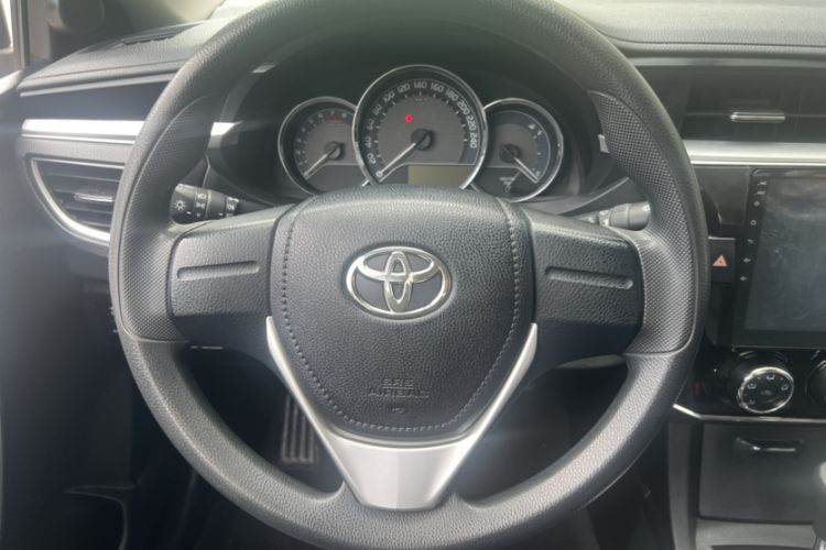 Used Toyota Corolla 2017 Revised Version 1.6L S-CVT GL Steering Wheel