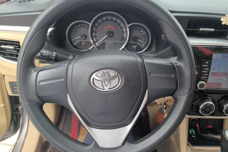 Used Toyota Corolla 2017 1.2T CVT GL Steering Wheel