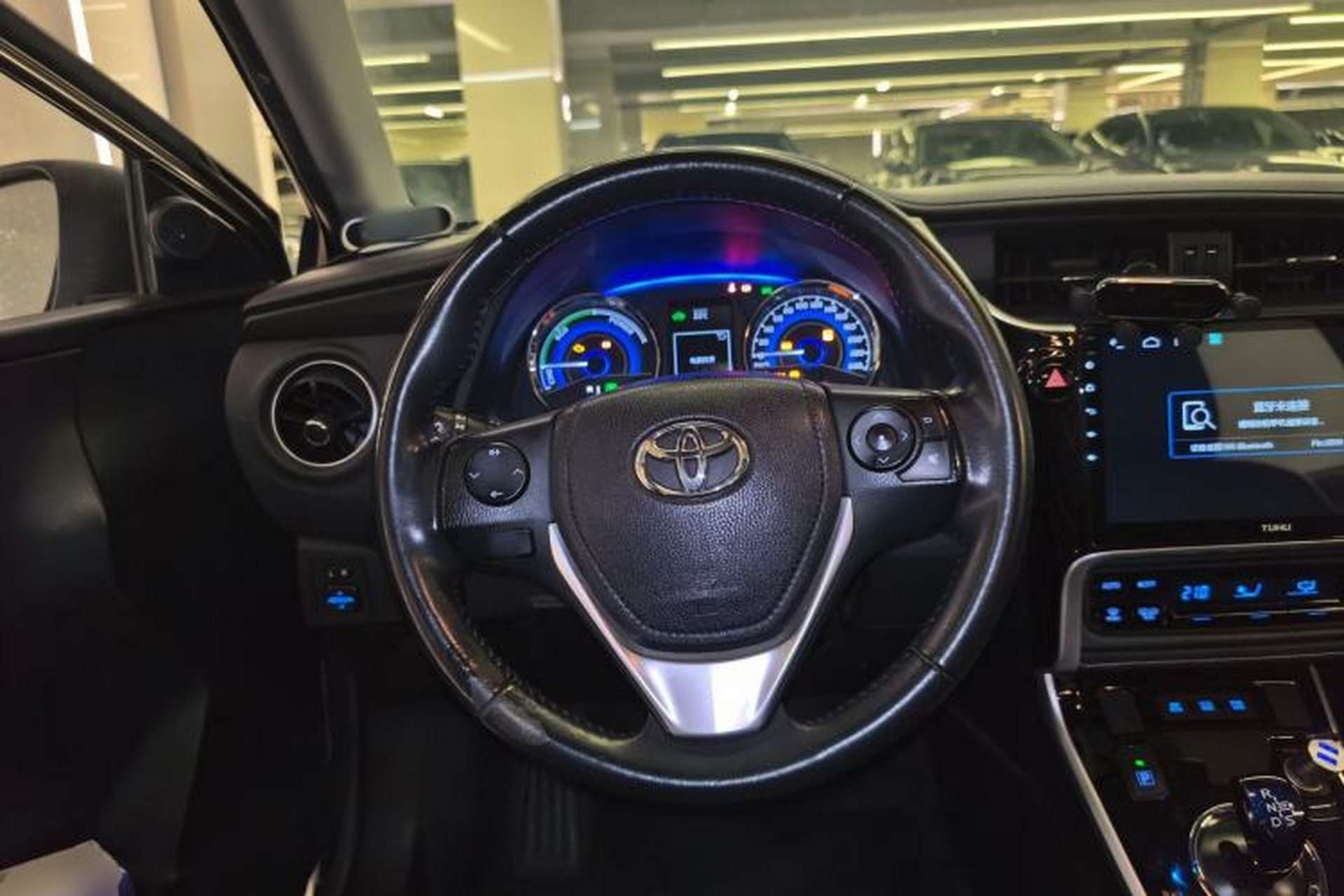 Used Toyota Corolla 2017 Revised Dual-Engine 1.8L E-CVT Elite Edition Steering Wheel