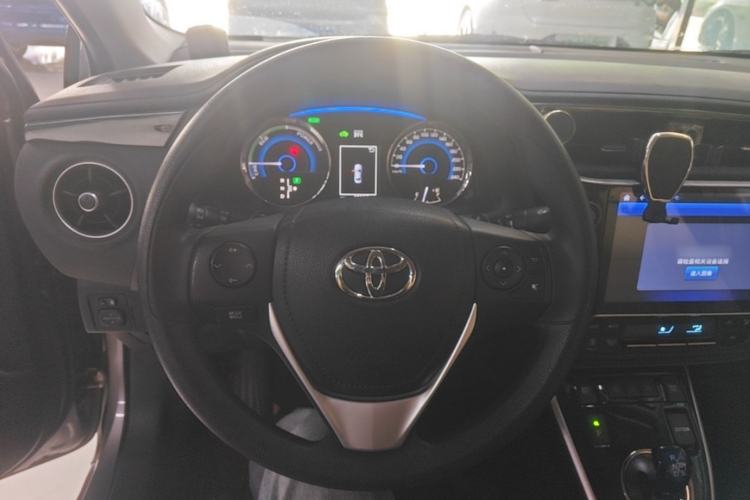Used Toyota Corolla 2017 Revised Dual-Engine 1.8L E-CVT Leading Edition Steering Wheel