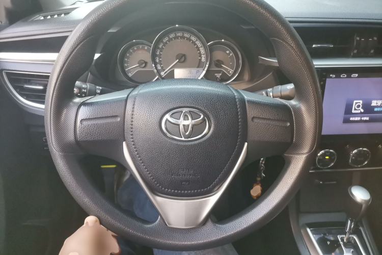 Used Toyota Corolla 2017 1.2T CVT GL Steering Wheel