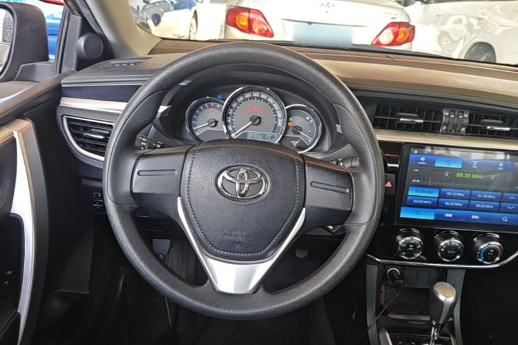 Used Toyota Corolla 2017 Revised Version 1.6L S-CVT GL Steering Wheel