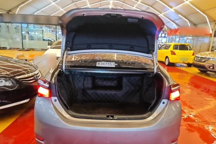 Used Toyota Corolla 2017 Revised Dual-Engine 1.8L E-CVT Elite Edition Trunk