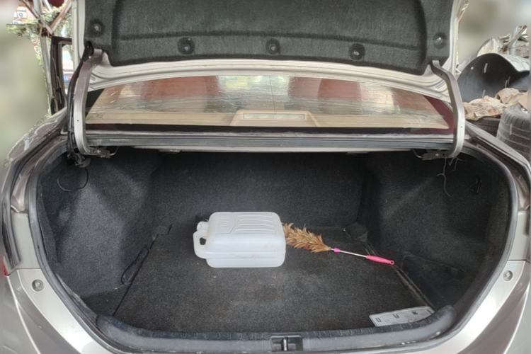 Used Toyota Corolla 2017 1.2T CVT GL Trunk