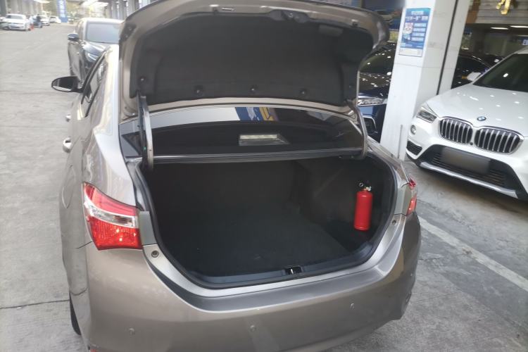 Used Toyota Corolla 2017 1.2T CVT GL Trunk
