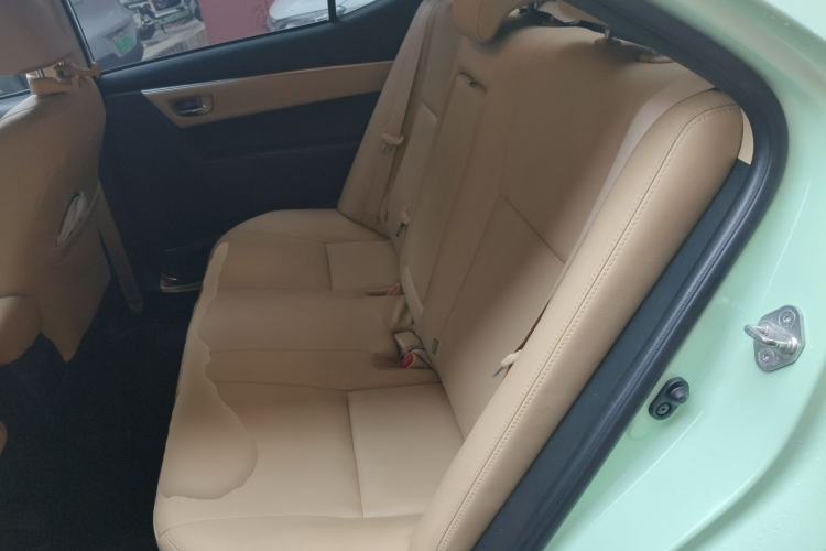Used Toyota Corolla 2017 Revised Dual-Engine 1.8L E-CVT Flagship Edition Left Rear Seat
