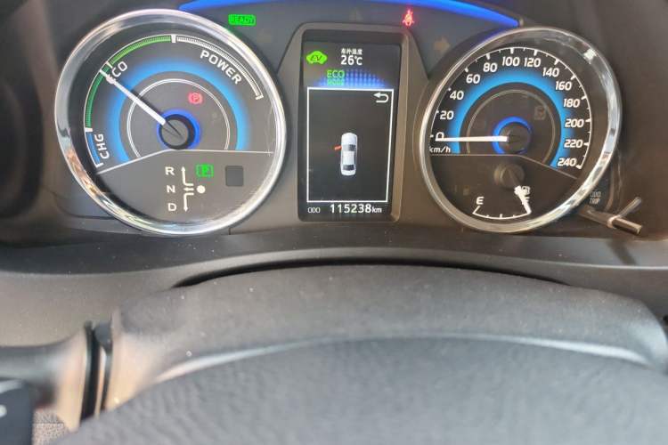 Used Toyota Corolla 2017 Revised Dual-Engine 1.8L E-CVT Elite Edition Odometer Close Up