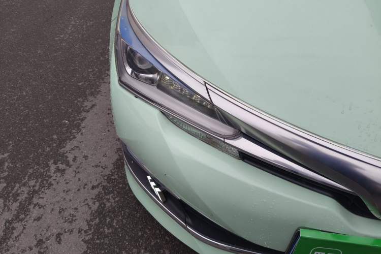 Used Toyota Corolla 2017 Revised Dual-Engine 1.8L E-CVT Flagship Edition Right Front Headlight