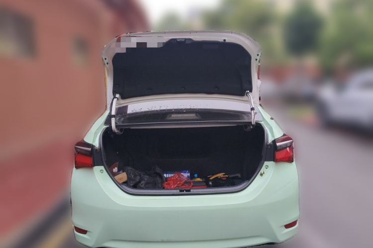 Used Toyota Corolla 2017 Revised Dual-Engine 1.8L E-CVT Flagship Edition Trunk