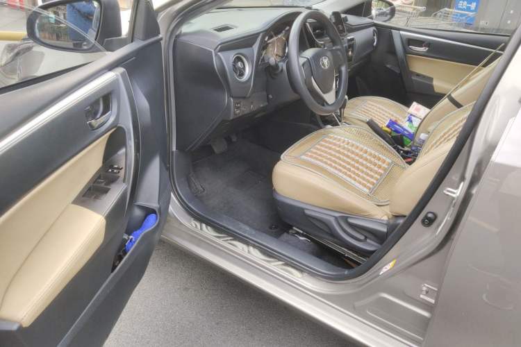 Used Toyota Corolla 2017 1.2T CVT GL Driver Seat