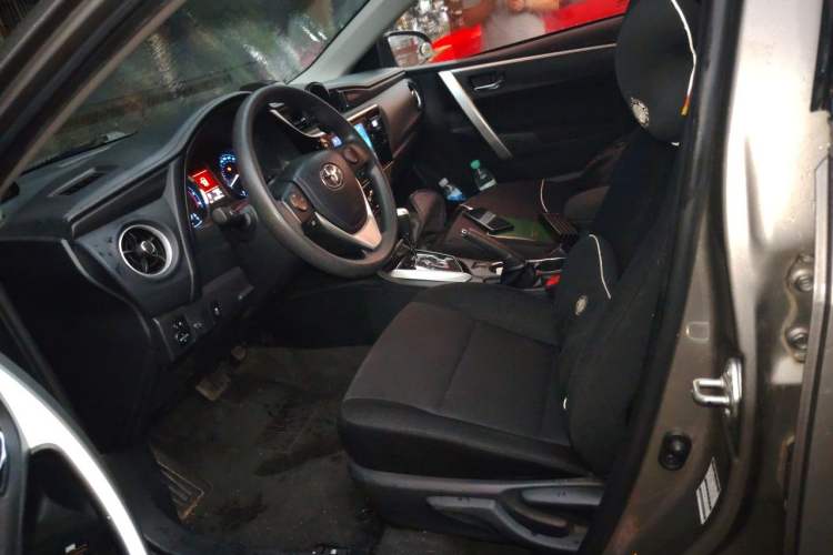 Used Toyota Corolla 2017 Revised Version 1.2T S-CVT GL-i Driver Seat