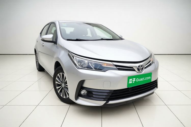 Used Toyota Corolla 2017 Revised Version 1.2T S-CVT GL-i Front Right 45 Deg
