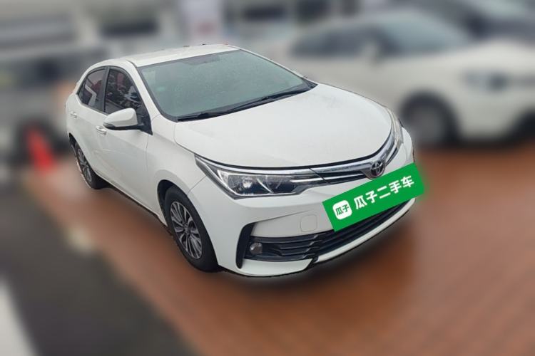 Used Toyota Corolla 2017 Revised Version 1.2T S-CVT GL Front Right 45 Deg