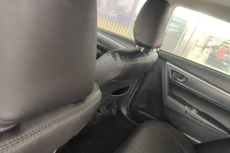 Used Toyota Corolla 2017 Revised Version 1.2T S-CVT GL-i Headliner