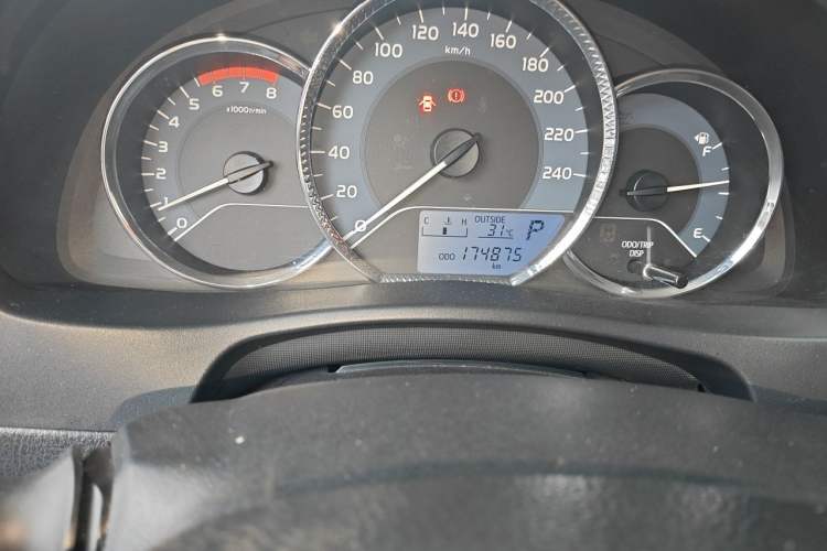 Used Toyota Corolla 2017 Revised Version 1.2T S-CVT GL Odometer Close Up