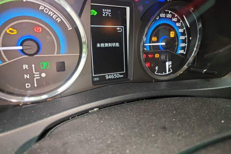 Used Toyota Corolla 2017 Revised Dual-Engine 1.8L E-CVT Elite Edition Odometer Close Up